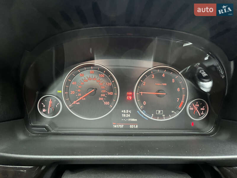 Седан BMW 5 Series 2012 в Львові