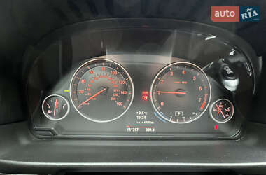Седан BMW 5 Series 2012 в 