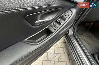 Седан BMW 5 Series 2012 в 