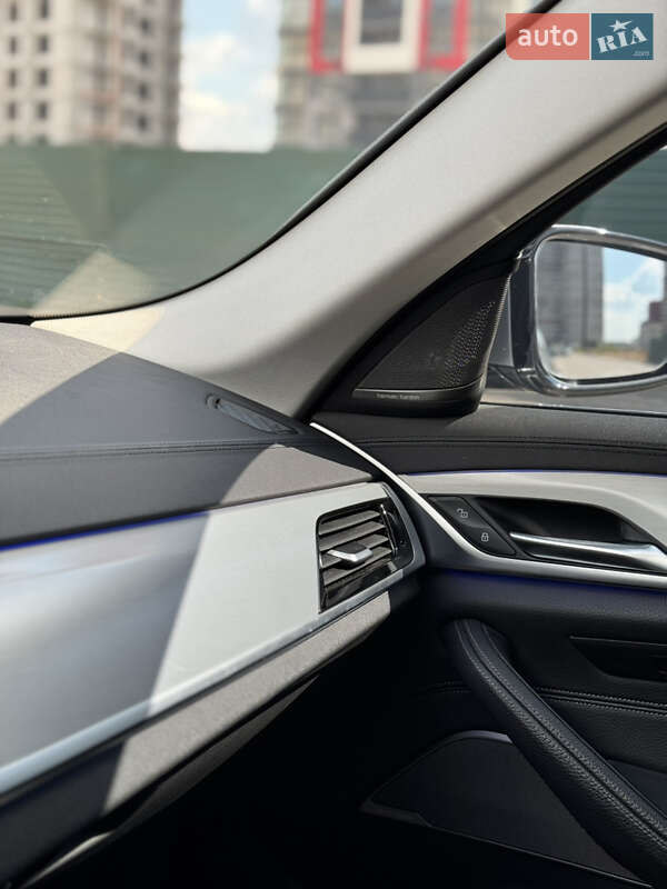 Седан BMW 5 Series 2020 в Києві
