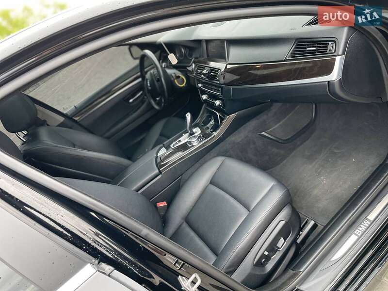 Седан BMW 5 Series 2014 в Харкові