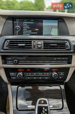 Седан BMW 5 Series 2013 в 