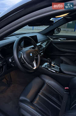 Седан BMW 5 Series 2019 в 