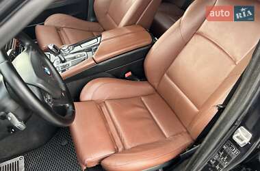 Седан BMW 5 Series 2012 в 