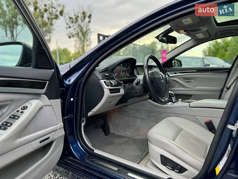 Седан BMW 5 Series 2013 в Львове