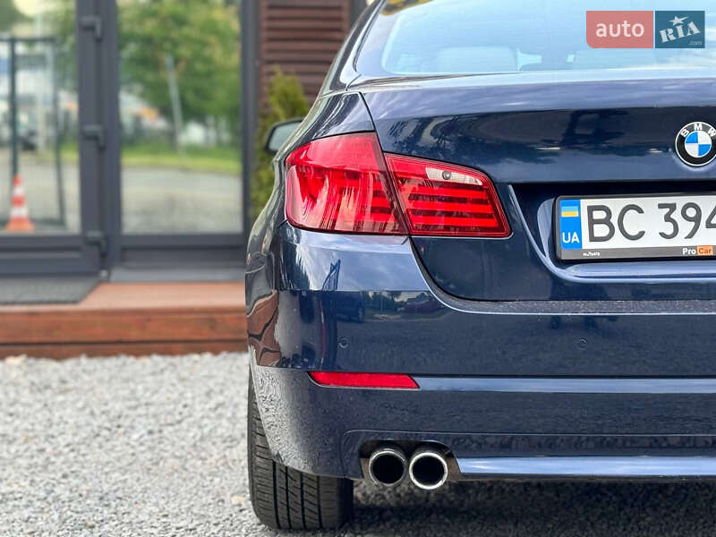 Седан BMW 5 Series 2013 в Львове