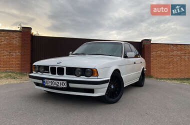 Седан BMW 5 Series 1989 в Запоріжжі