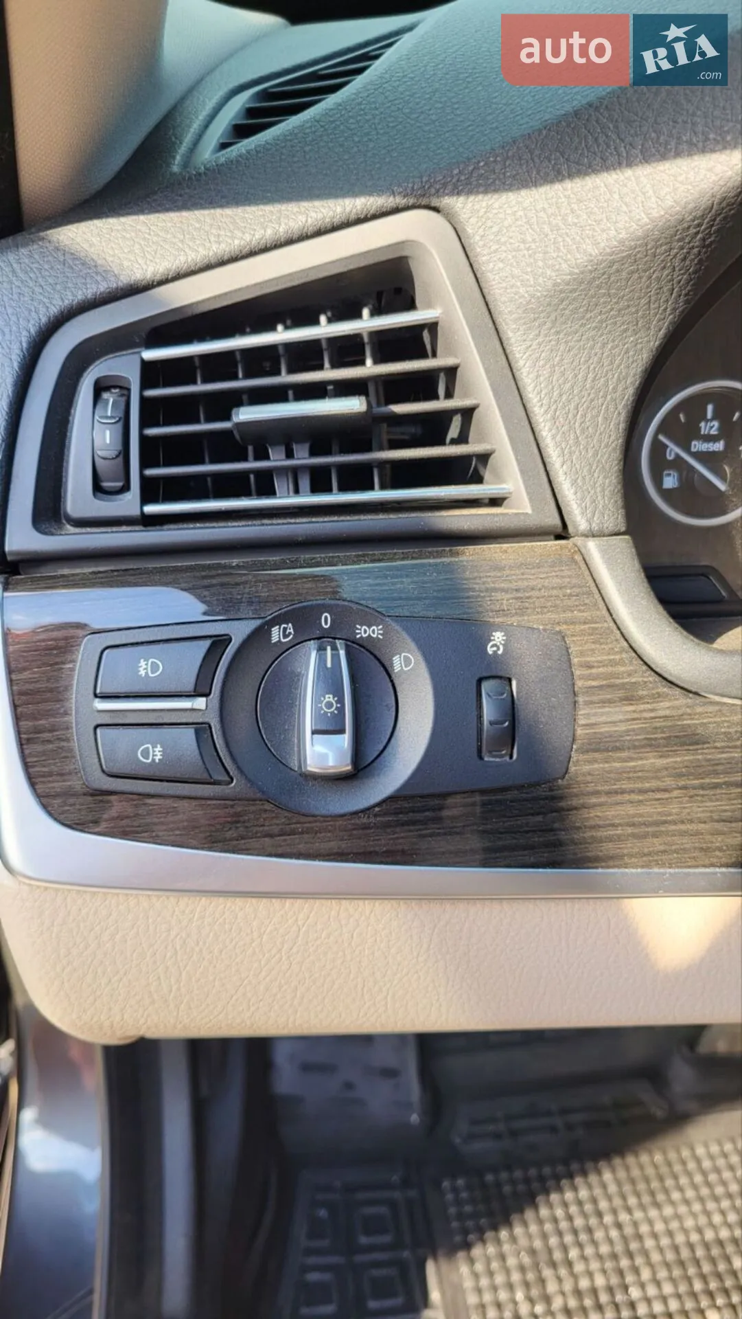 2010 BMW 5er - мініатюра 28