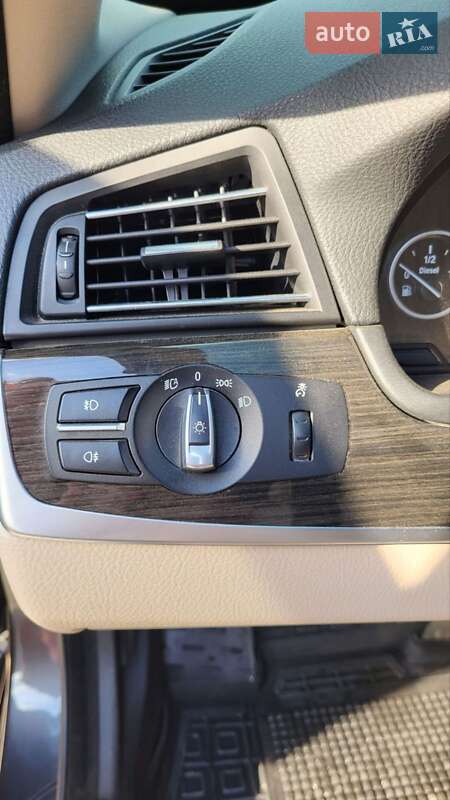 Седан BMW 5 Series 2010 в Харькове