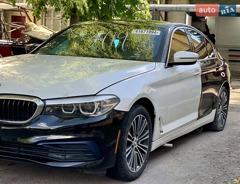 Седан BMW 5 Series 2020 в Львові