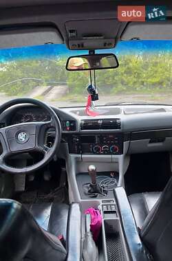 Седан BMW 5 Series 1994 в 