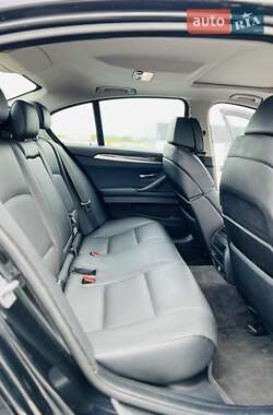 Седан BMW 5 Series 2012 в 