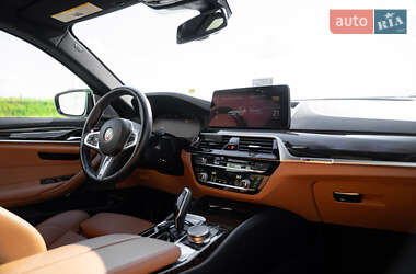 Седан BMW 5 Series 2021 в 