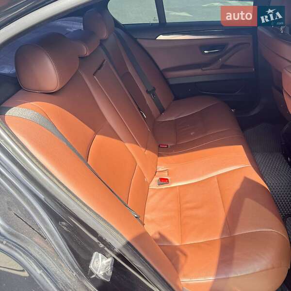 Седан BMW 5 Series 2010 в Каменском фото 7 Седан BMW 5 Series 2010 в Каменском