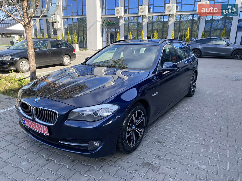 Універсал BMW 5 Series 2011 в 