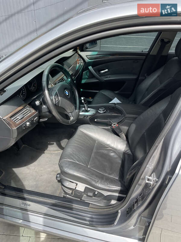 Седан BMW 5 Series 2007 в Львове