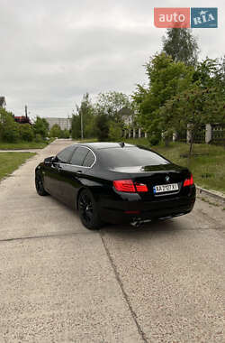 Седан BMW 5 Series 2011 в 