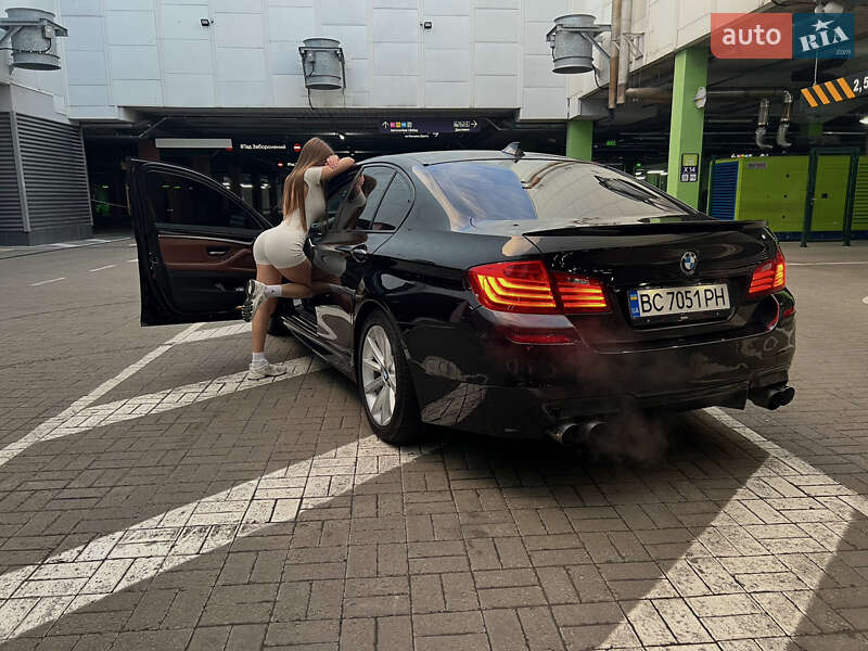 Седан BMW 5 Series 2014 в 