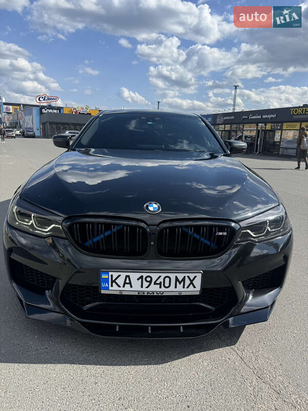 Седан BMW 5 Series 2018 в Киеве