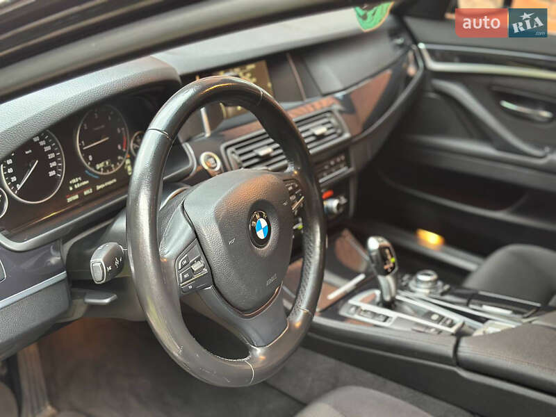 Седан BMW 5 Series 2014 в Киеве