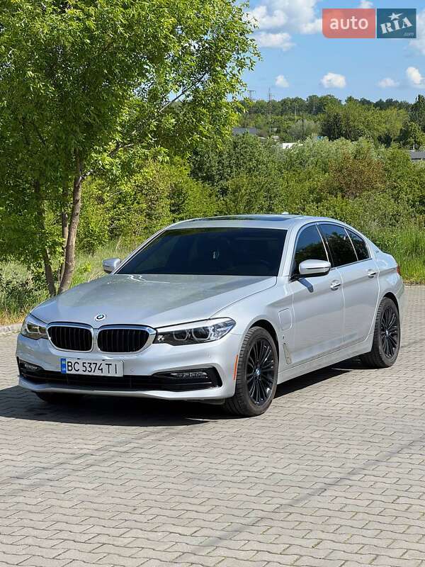 Седан BMW 5 Series 2018 в 