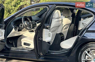 Седан BMW 5 Series 2019 в 