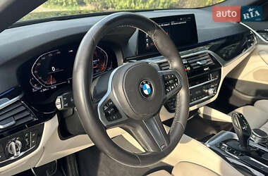 Седан BMW 5 Series 2019 в 