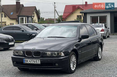 Седан BMW 5 Series 1997 в Ровно