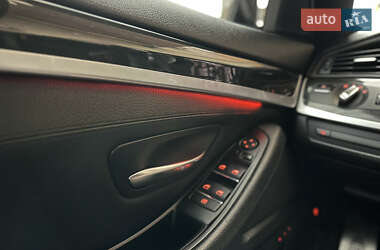 Седан BMW 5 Series 2012 в 