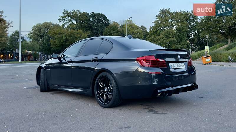 Седан BMW 5 Series 2014 в Кременчуці