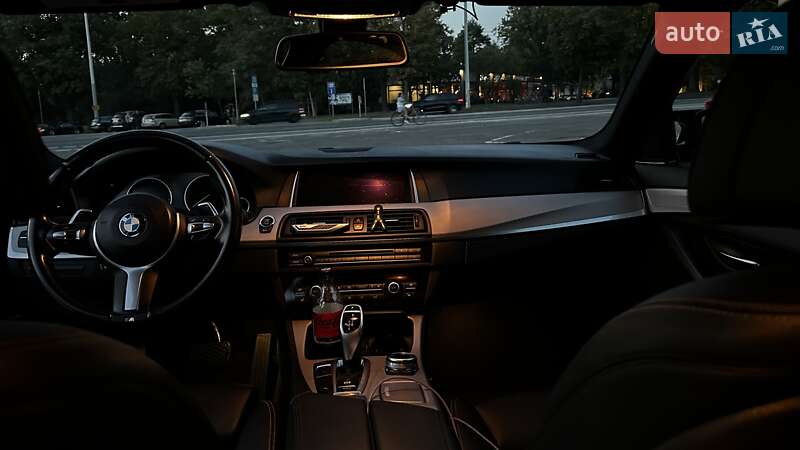Седан BMW 5 Series 2014 в Кременчуці