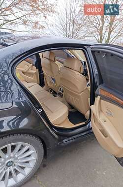 Седан BMW 5 Series 2007 в 