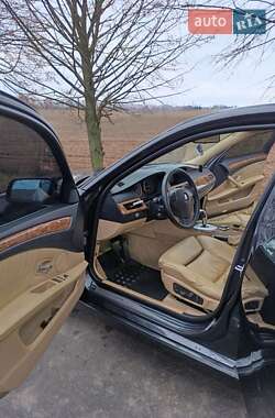 Седан BMW 5 Series 2007 в 
