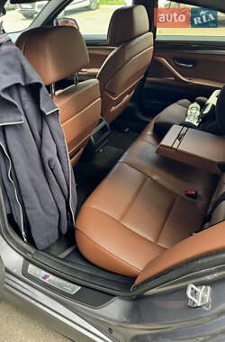Седан BMW 5 Series 2013 в 