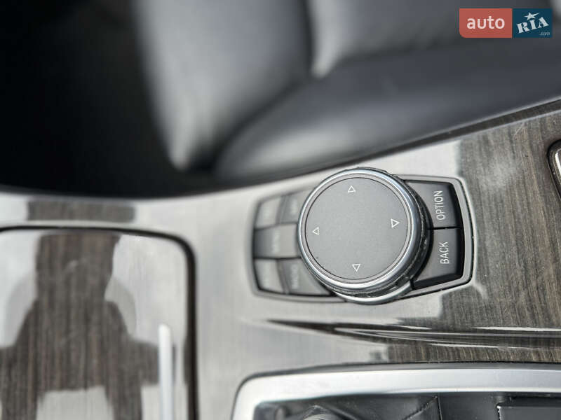 Седан BMW 5 Series 2012 в Києві