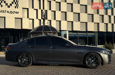 Седан BMW 5 Series 2015 в 