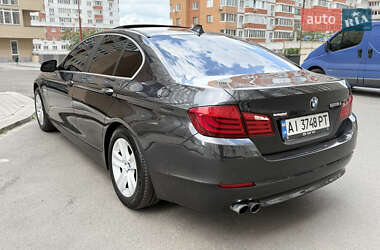 Седан BMW 5 Series 2012 в 