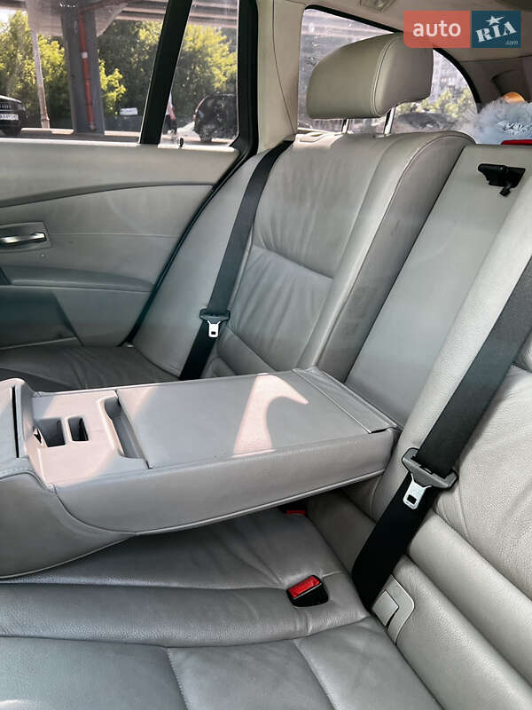 Універсал BMW 5 Series 2004 в Києві