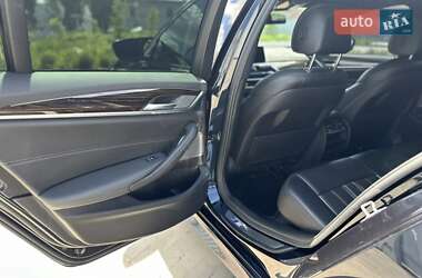 Седан BMW 5 Series 2018 в 
