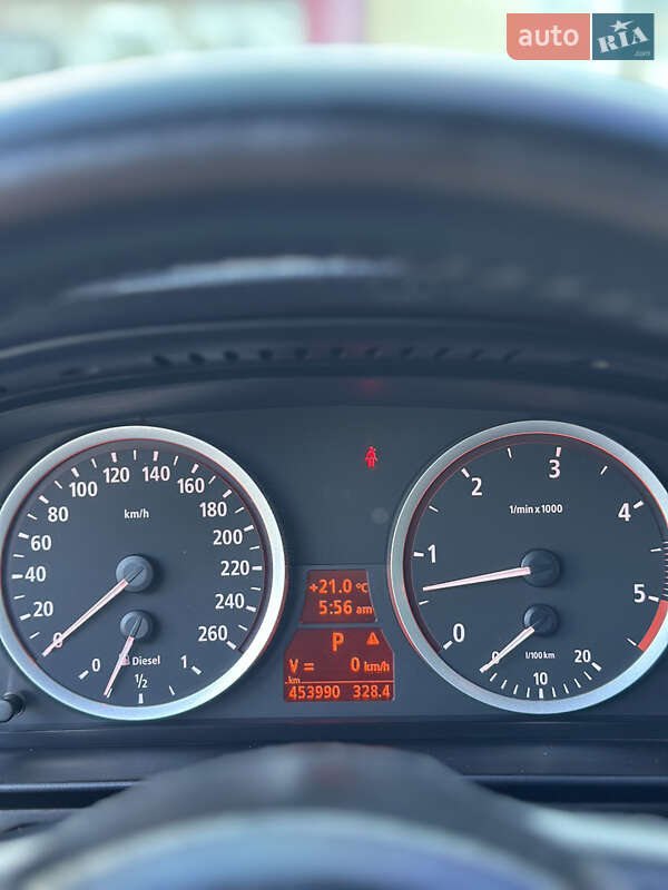 Седан BMW 5 Series 2004 в Іршаві