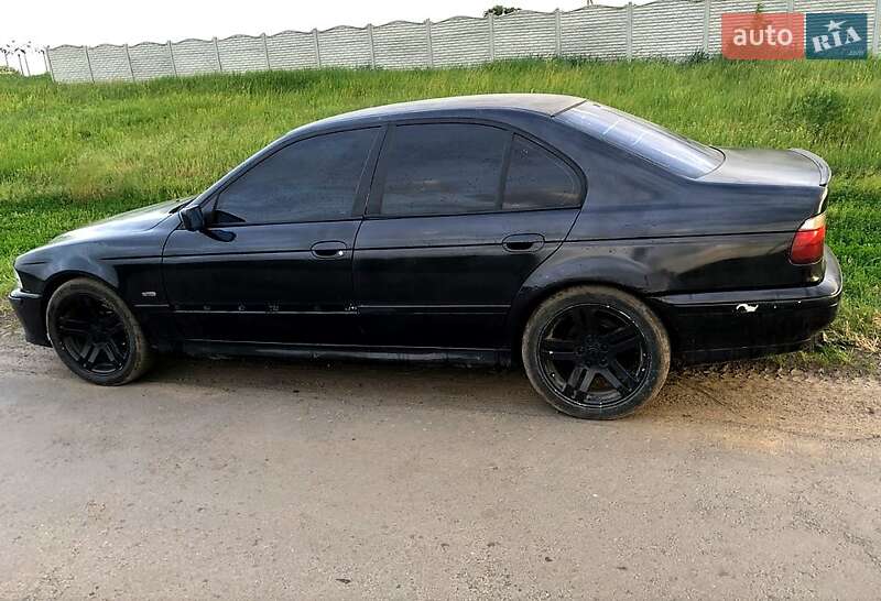 Седан BMW 5 Series 1996 в Харкові