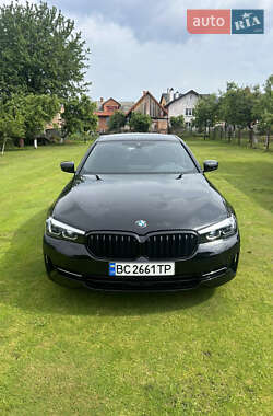Седан BMW 5 Series 2022 в Пустомытах