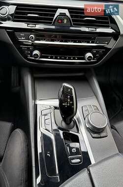 Седан BMW 5 Series 2020 в 