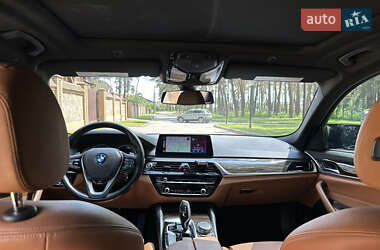 Седан BMW 5 Series 2017 в 