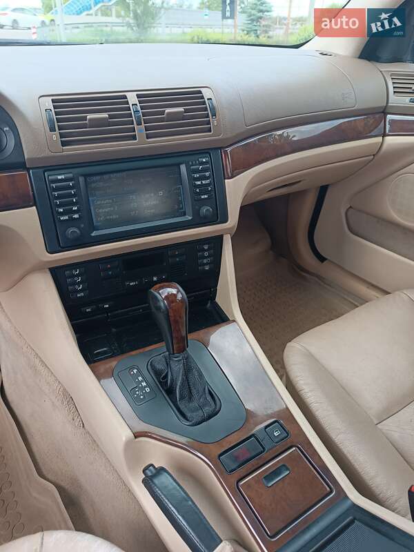 Універсал BMW 5 Series 2002 в Києві