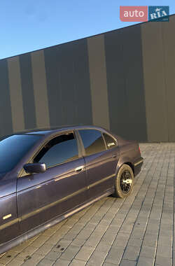 Седан BMW 5 Series 1996 в 