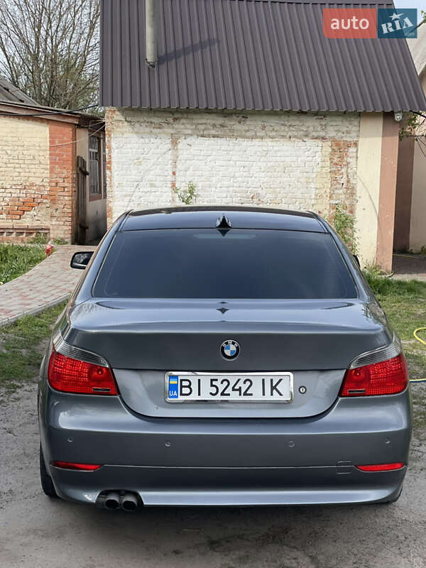 Седан BMW 5 Series 2004 в Полтаві