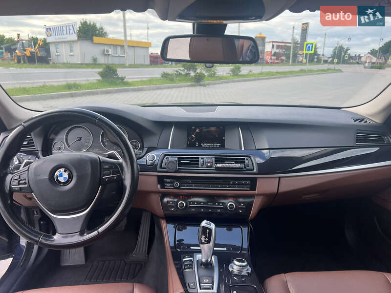 Седан BMW 5 Series 2016 в Виннице