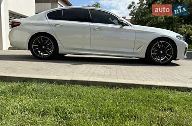 Седан BMW 5 Series 2017 в 