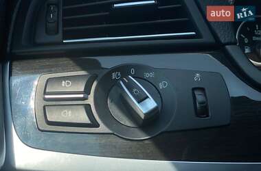Седан BMW 5 Series 2010 в 
